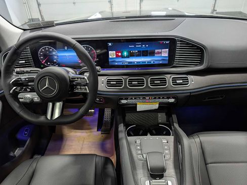 New 2026 Mercedes-Benz GLS 450 4MATIC image 15