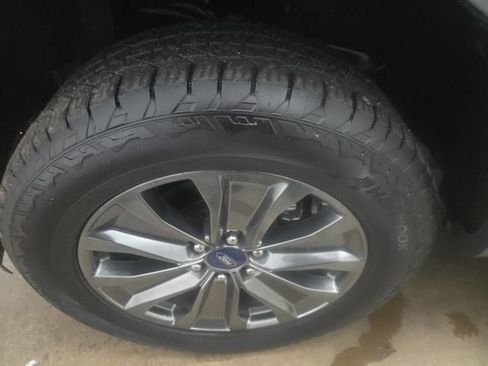 Used 2018 Ford F150 XLT w/ Equipment Group 302A Luxury AWD/4WD image 22