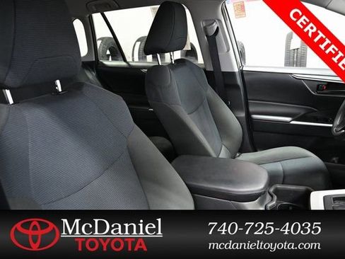 Certified 2023 Toyota RAV4 LE image 9