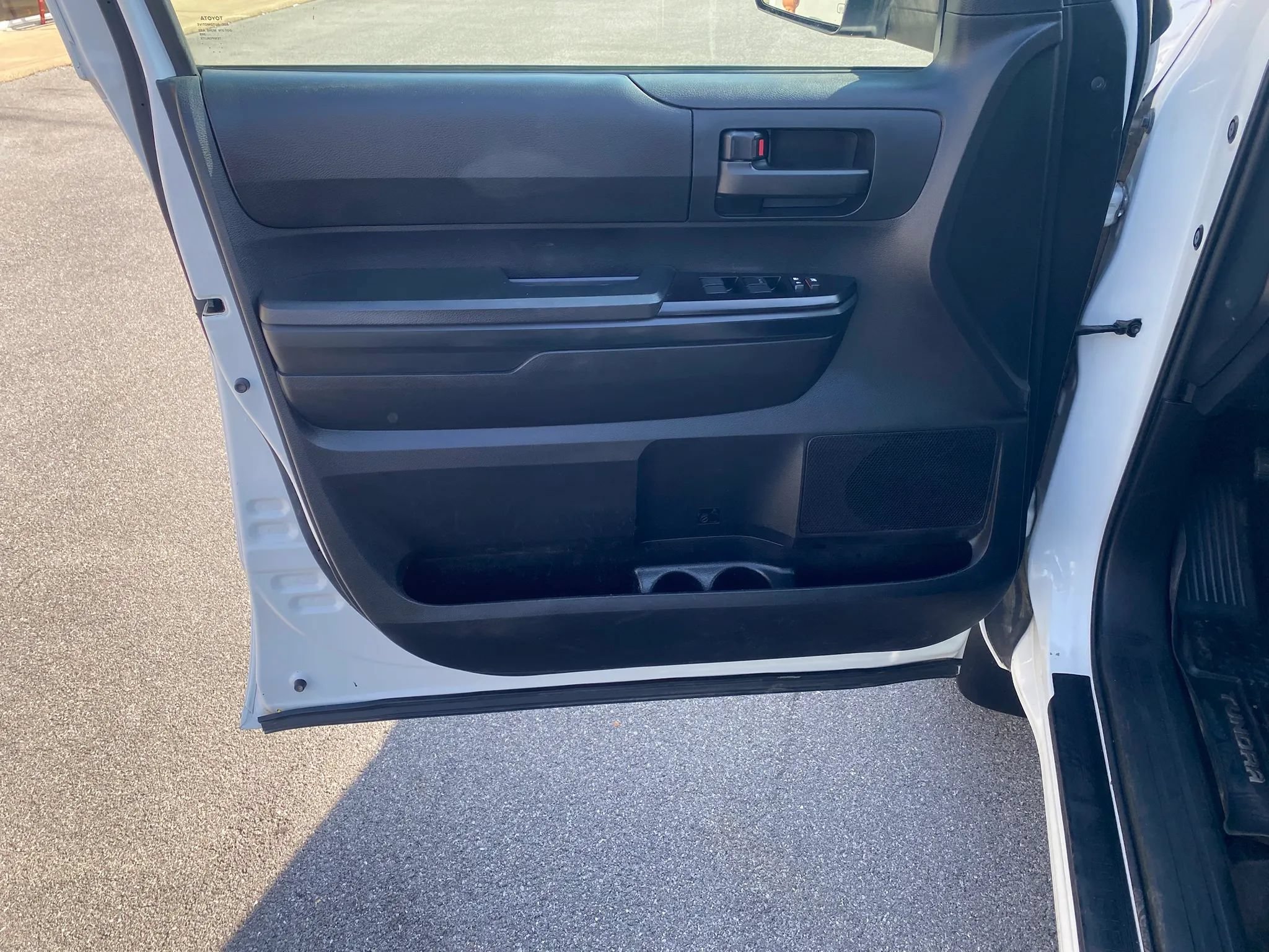 Used 2019 Toyota Tundra SR AWD/4WD image 8
