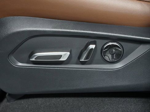 Used 2025 Acura MDX w/ Technology Package image 32