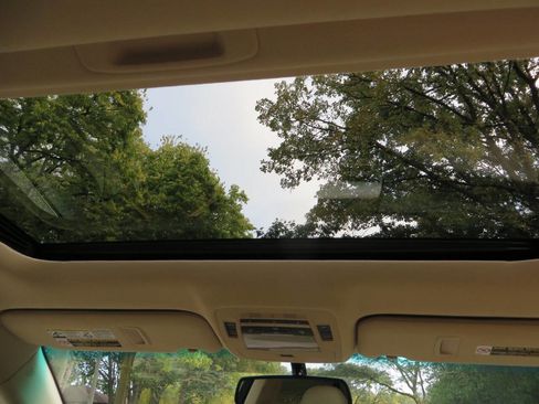 Used 2011 Lexus RX 350 AWD image 17