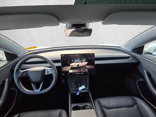 Used 2025 Tesla Model 3 Long Range RWD image 16