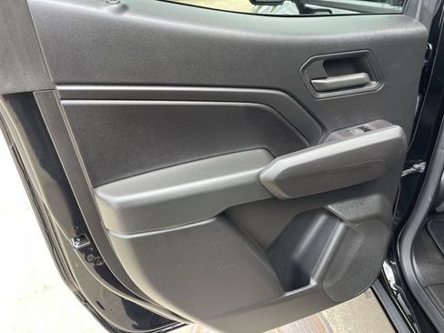 Used 2024 Chevrolet Colorado Trail Boss w/ Technology Package AWD/4WD image 12