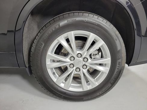 Certified 2024 Cadillac XT6 Luxury AWD/4WD image 11