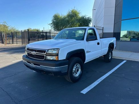 Used 2007 Chevrolet Silverado 2500 W/T image 1