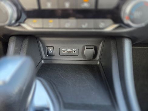 Used 2024 Nissan Sentra SV FWD image 26