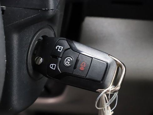 Used 2022 Ford F250 XL w/ STX Appearance Package image 34