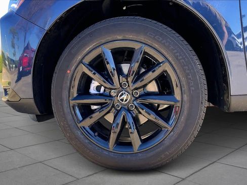 New 2026 Acura RDX SH-AWD image 12