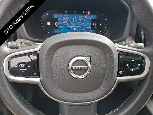 Certified 2023 Volvo XC60 B5 Plus AWD/4WD image 23