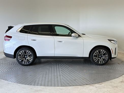 New 2026 BMW X3 xDrive30i w/ Premium Package AWD/4WD image 8