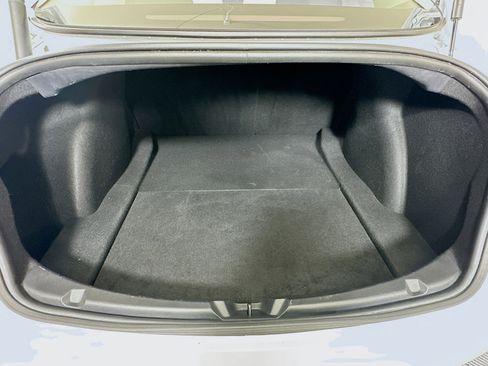 Used 2021 Tesla Model 3 Standard Range Plus image 29