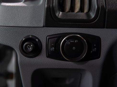 Used 2017 Ford Transit 150 XL RWD image 7