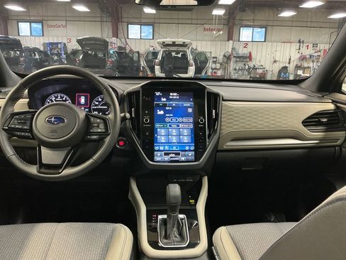 Certified 2025 Subaru Forester Premium w/ Convenience Package #1 AWD/4WD image 19