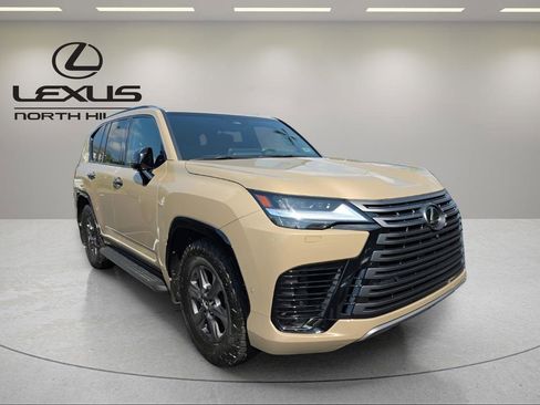 New 2025 Lexus LX 700h Overtrail image 3