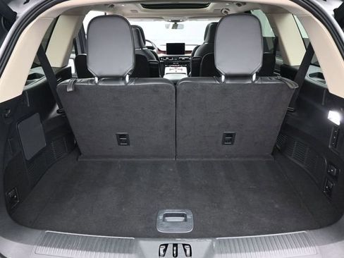 Used 2023 Lincoln Aviator Reserve w/ Equipment Group 201A image 14