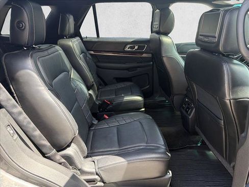 Used 2017 Ford Explorer Platinum AWD/4WD image 24