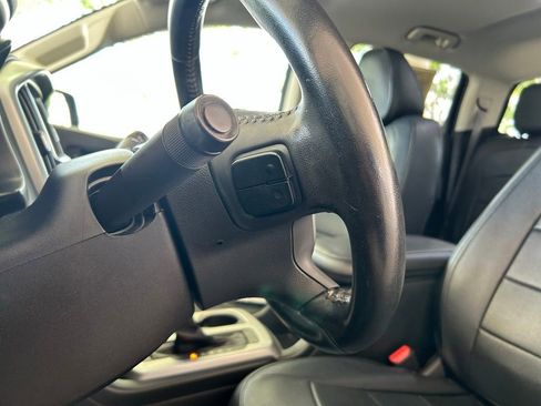 Used 2022 Chevrolet Colorado LT w/ LT Convenience Package RWD image 39