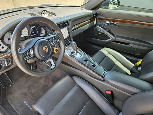 Certified 2017 Porsche 911 Turbo S AWD/4WD image 4