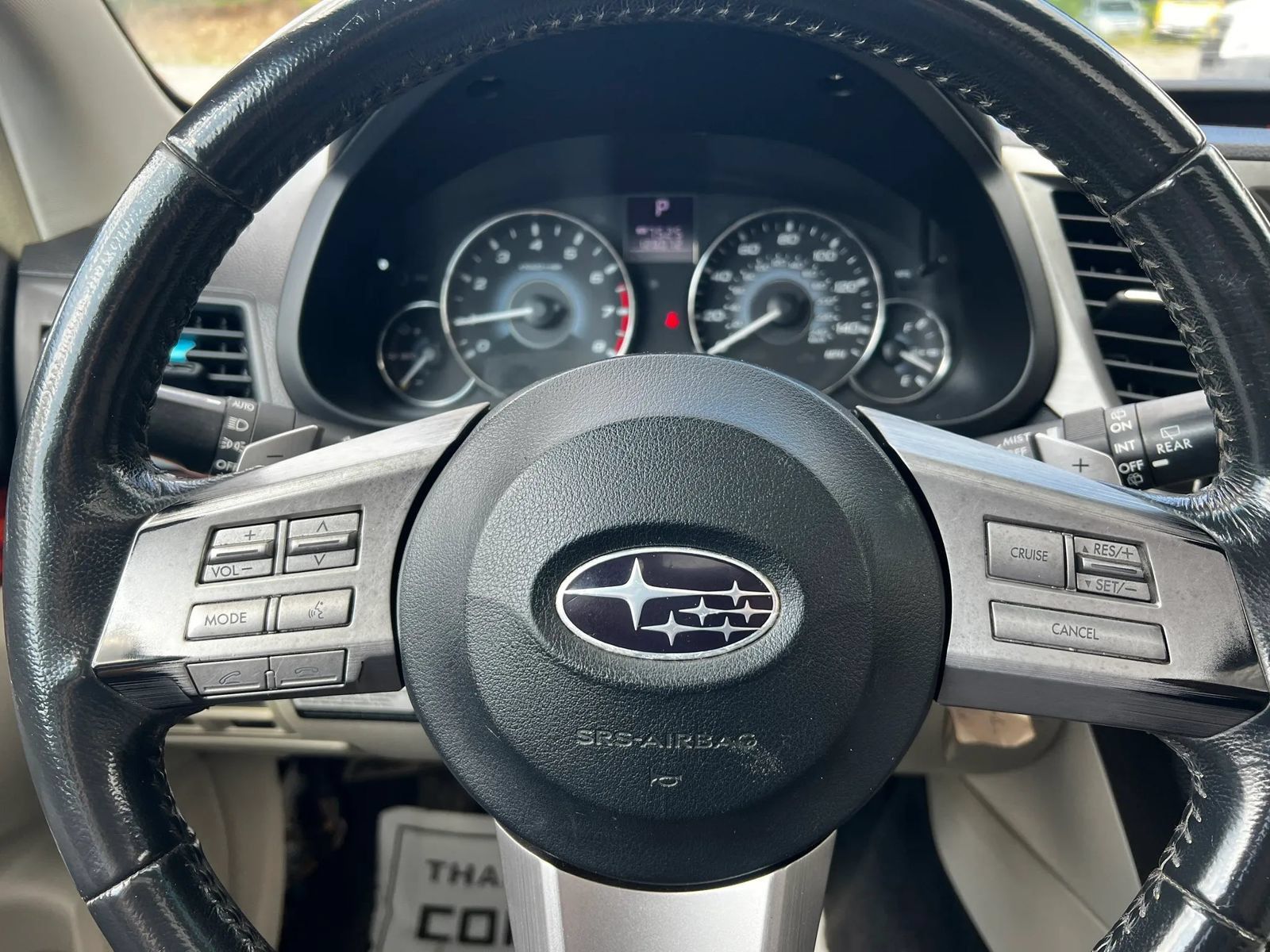 Used 2010 Subaru Outback 2.5i Limited AWD/4WD image 17