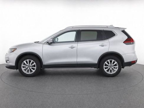 Used 2017 Nissan Rogue SV FWD image 6
