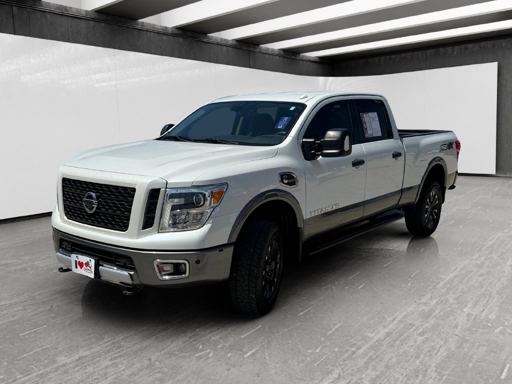 Used 2018 Nissan Titan PRO-4X w/ Pro-4x Convenience Package AWD/4WD image 1