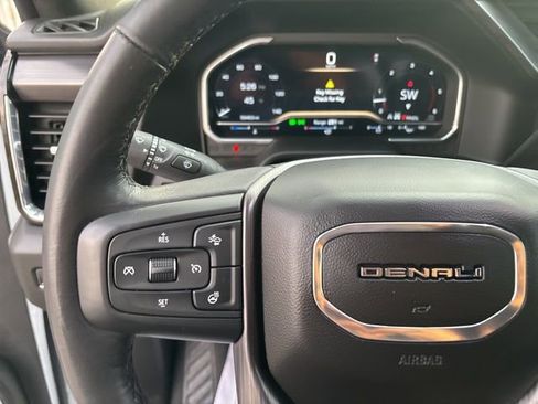 Used 2024 GMC Sierra 2500 Denali Ultimate image 17