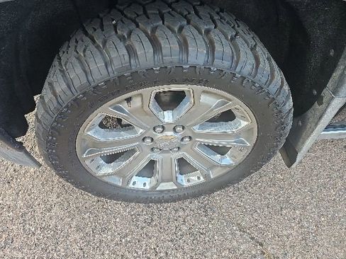 Used 2018 GMC Sierra 1500 Denali w/ Denali Ultimate Package AWD/4WD image 11
