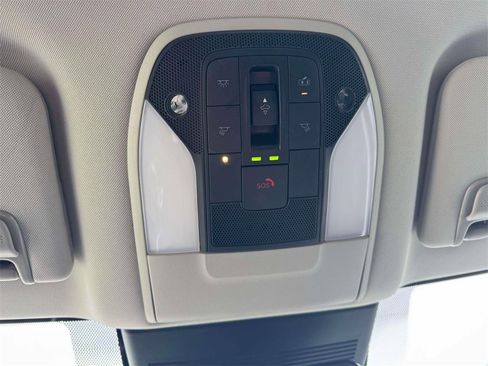 Used 2021 INFINITI QX50 Sensory image 32