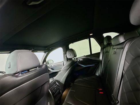 Used 2024 BMW X5 xDrive40i image 13