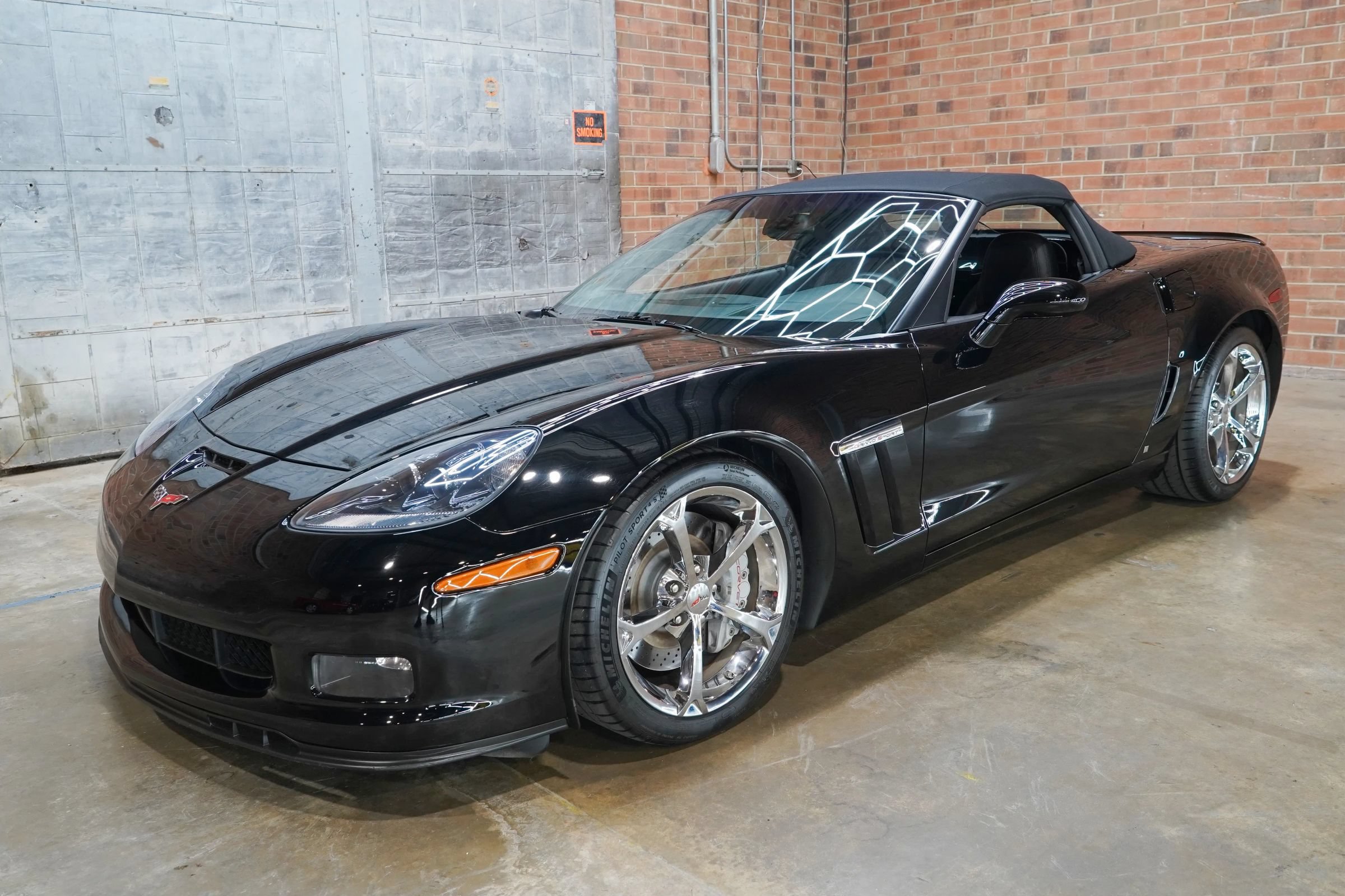 Used 2011 Chevrolet Corvette Grand Sport w/ Preferred Equipment Group RWD image 6