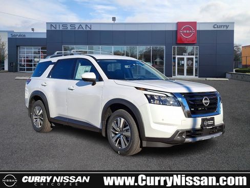 New 2025 Nissan Pathfinder SL w/ Lighting Package (N92) image 1