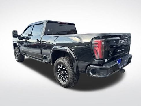 Used 2024 GMC Sierra 2500 AT4X image 7
