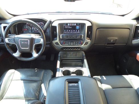 Used 2018 GMC Sierra 1500 SLT image 28