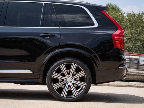 Certified 2024 Volvo XC90 T8 Ultimate w/ Protection Package Premier AWD/4WD image 4