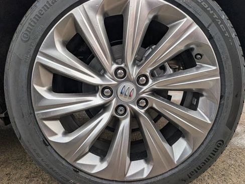 New 2026 Buick Envista Avenir image 6