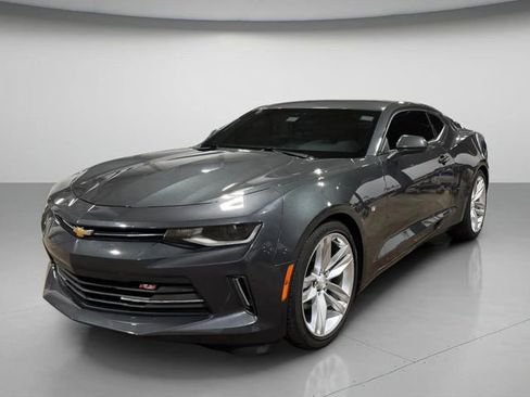 Used 2017 Chevrolet Camaro LT w/ RS Package image 8