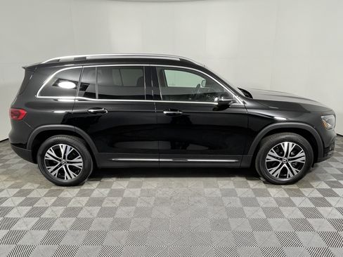 Used 2025 Mercedes-Benz GLB 250 image 6