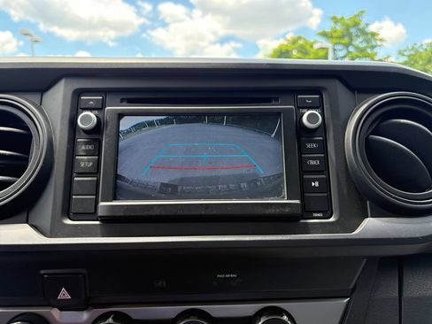 Used 2019 Toyota Tacoma SR w/ SR Convenience Package AWD/4WD image 18