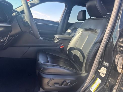 Used 2024 Jeep Grand Cherokee Limited w/ Trailer Tow Package image 16