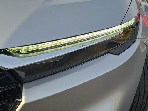 Used 2024 Honda CR-V EX image 32