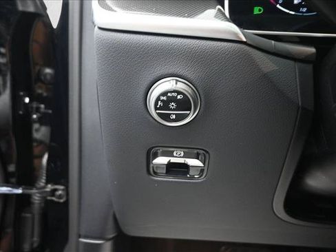 Certified 2026 Mercedes-Benz GLC 300 4MATIC image 18