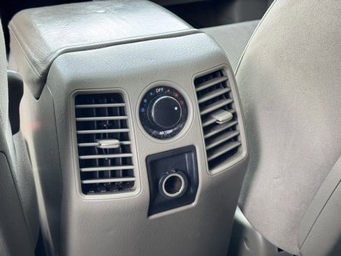 Used 2007 Honda Pilot EX image 11