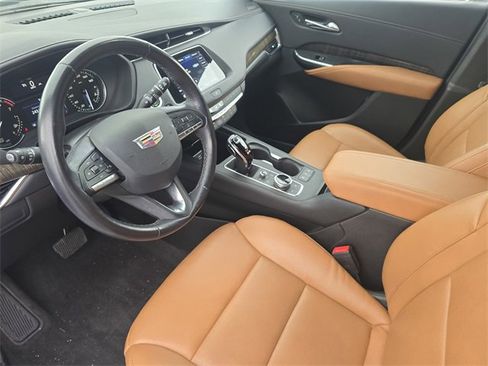 Used 2023 Cadillac XT4 Premium Luxury w/ Enhanced Visibility Package image 20