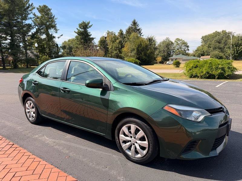 Used 2014 Toyota Corolla LE FWD image 4