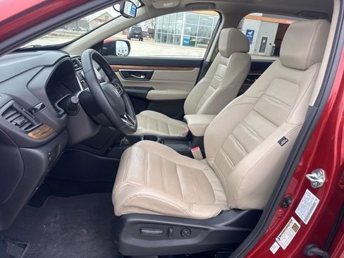 Used 2018 Honda CR-V Touring image 9