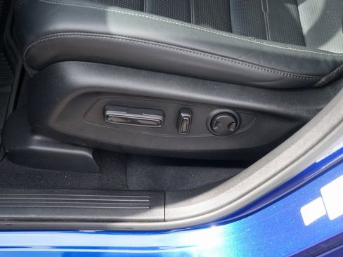 Used 2023 Honda CR-V EX-L image 15