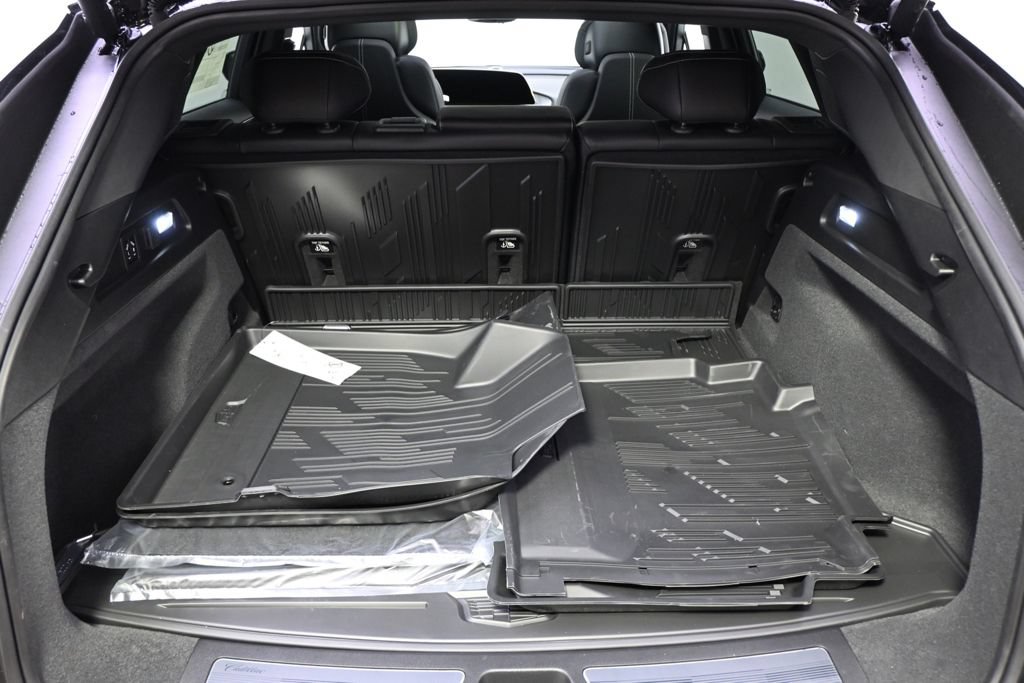 New 2026 Cadillac Lyriq Premium Sport w/ LPO, Floor Liner Package AWD/4WD image 19