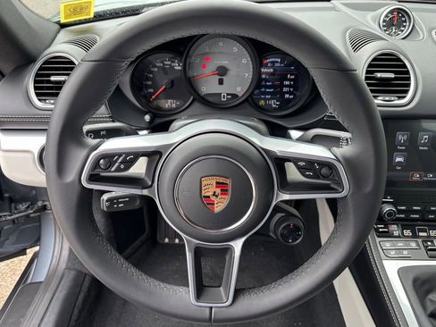 Used 2025 Porsche 718 Cayman S RWD image 19