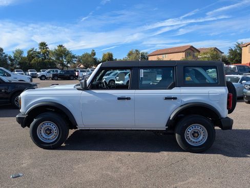 New 2025 Ford Bronco 4-Door AWD/4WD image 34